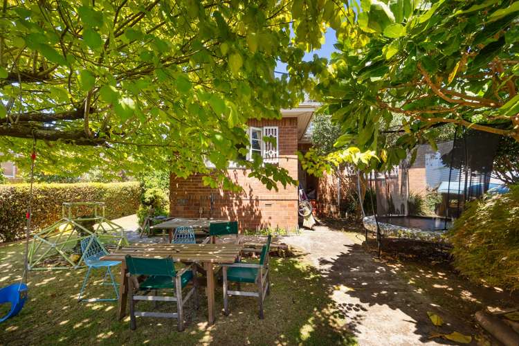 1048 New North Road Mount Albert_14