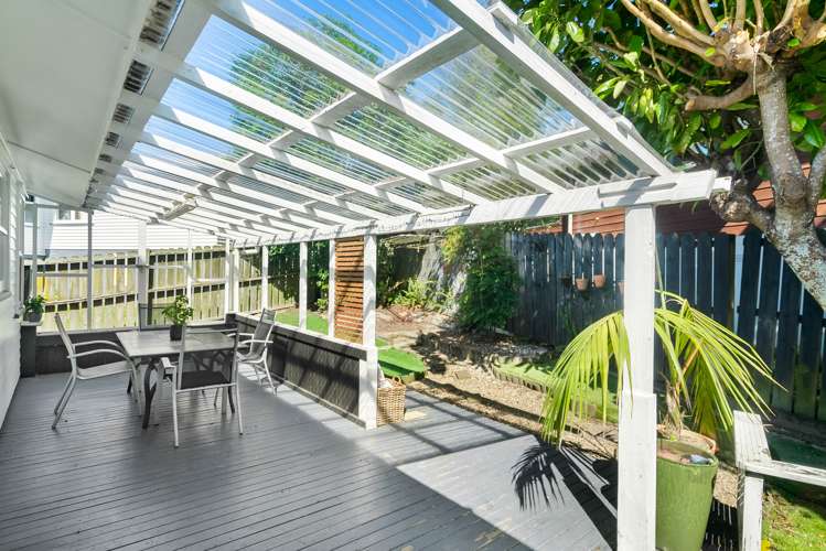 1/8 Ludlow Terrace Totara Vale_7