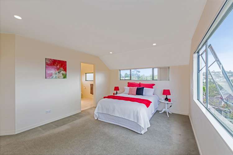 2/115 Arran Road Browns Bay_9