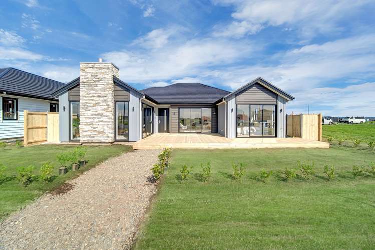 27 Uatoto Road Clarks Beach_22