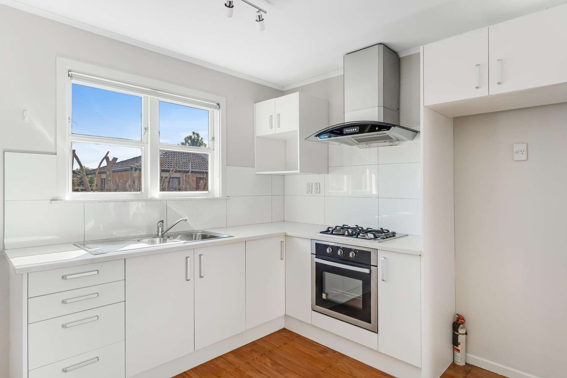 2 Dampier Street Avondale_0