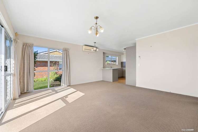 2/113 Lynwood Road New Lynn_8