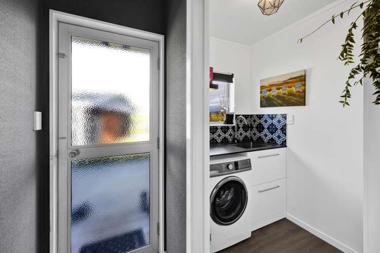 1 Raunui Crescent Inglewood_16