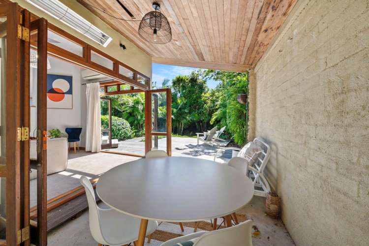 107 Vauxhall Road Narrow Neck_28