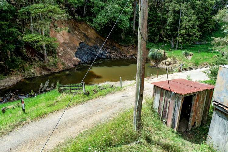 83 Paparoa Station Road Paparoa_23