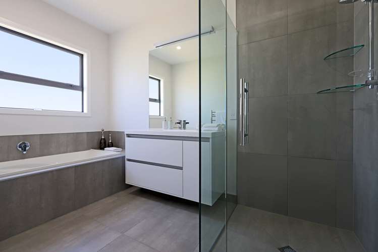 19 Wai Whatu Street Meeanee_18