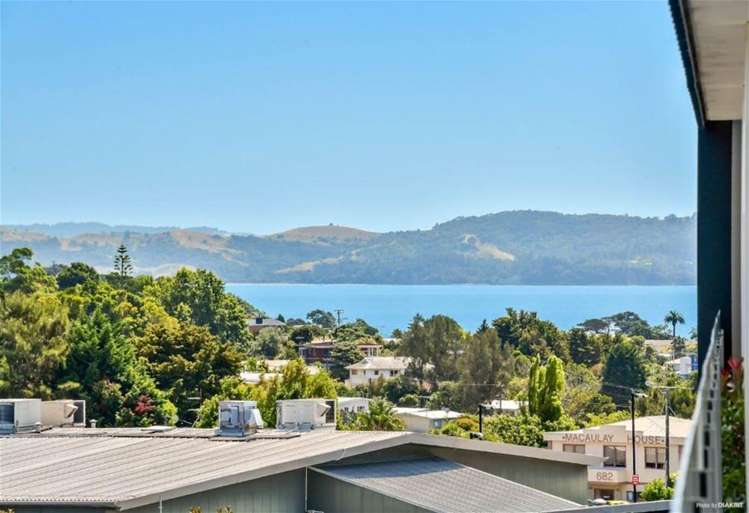 210/17 Link Crescent Stanmore Bay_18