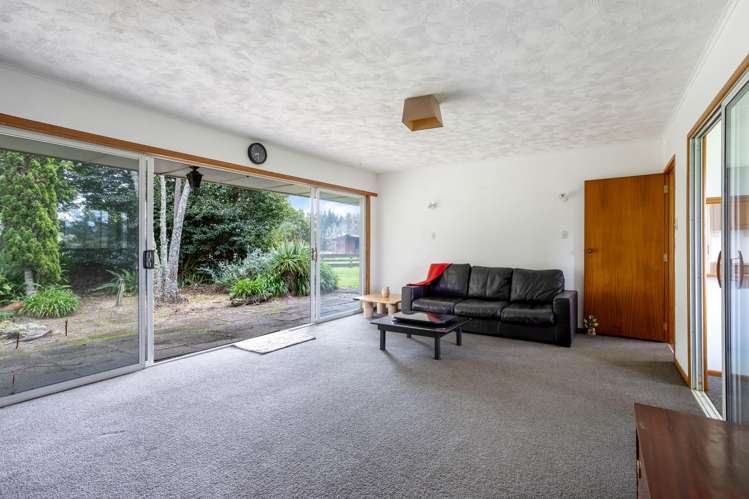 276 Boord Crescent Kumeu_8