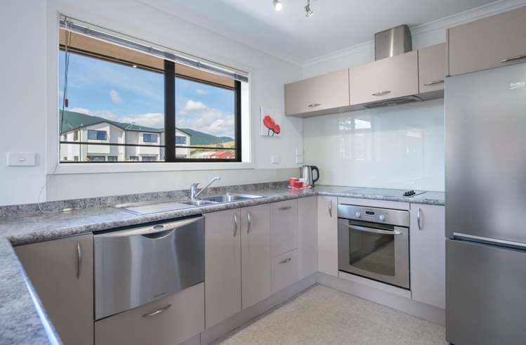 596 Main Road Stoke Stoke_2