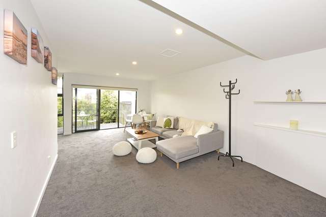 5/33 Winchester Street Merivale_3