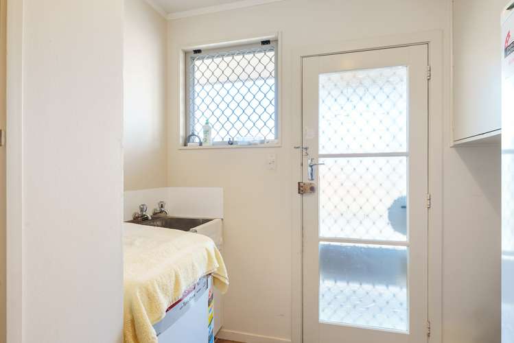 44 Pooles Road Greerton_11