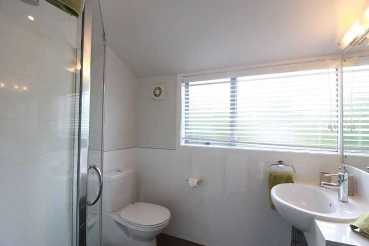 14/300 Lake Terrace Taupo_14