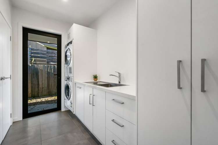 10 Alice Burn Drive Luggate_17