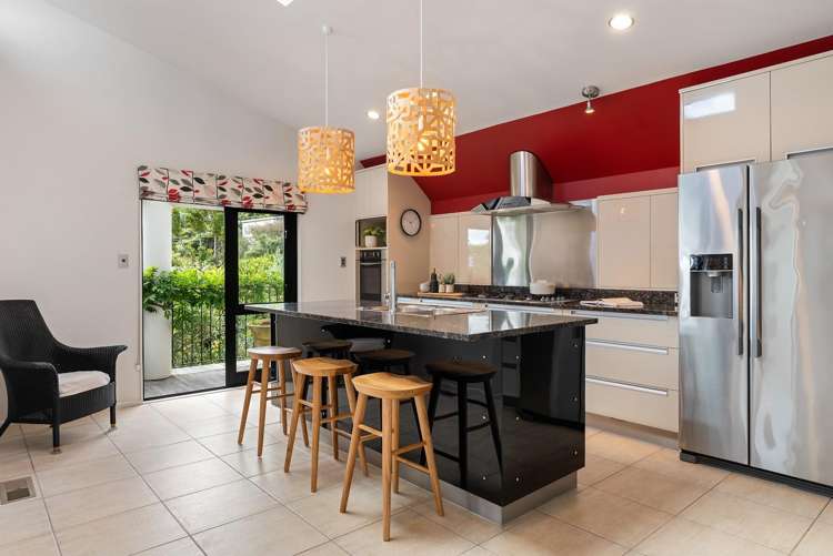 52 Walter Road, Lowry Bay Eastbourne_6