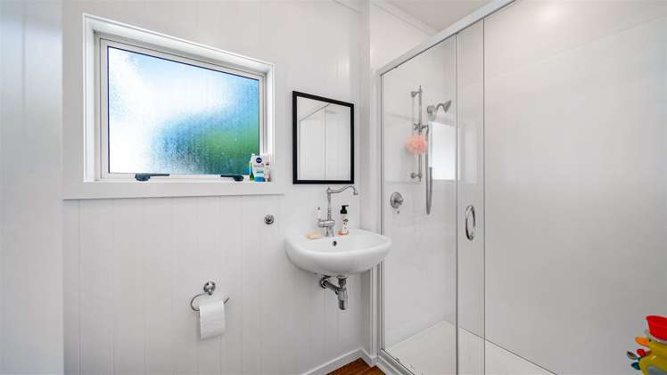 19 South Crescent Amberley_9