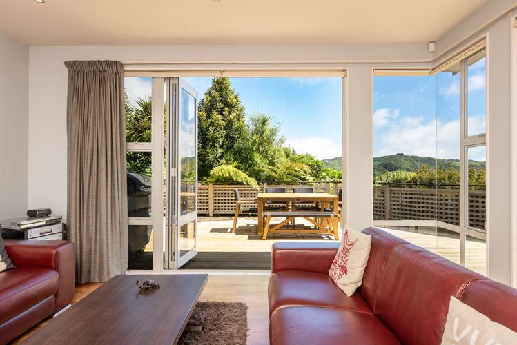 2 Caughley Grove Karori_25