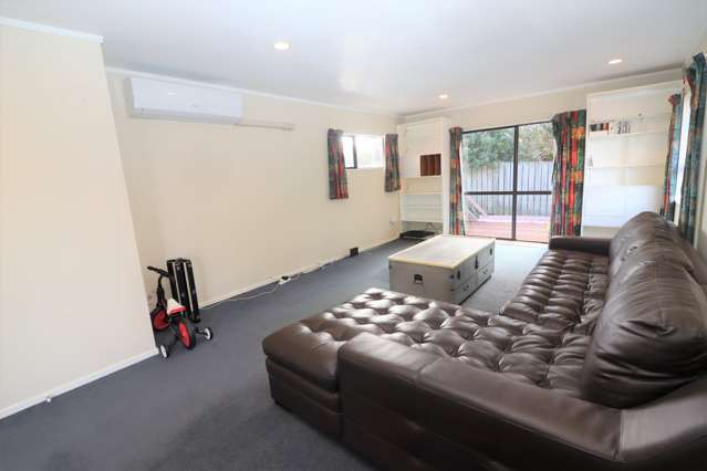 2/44 Millen Avenue Pakuranga_1