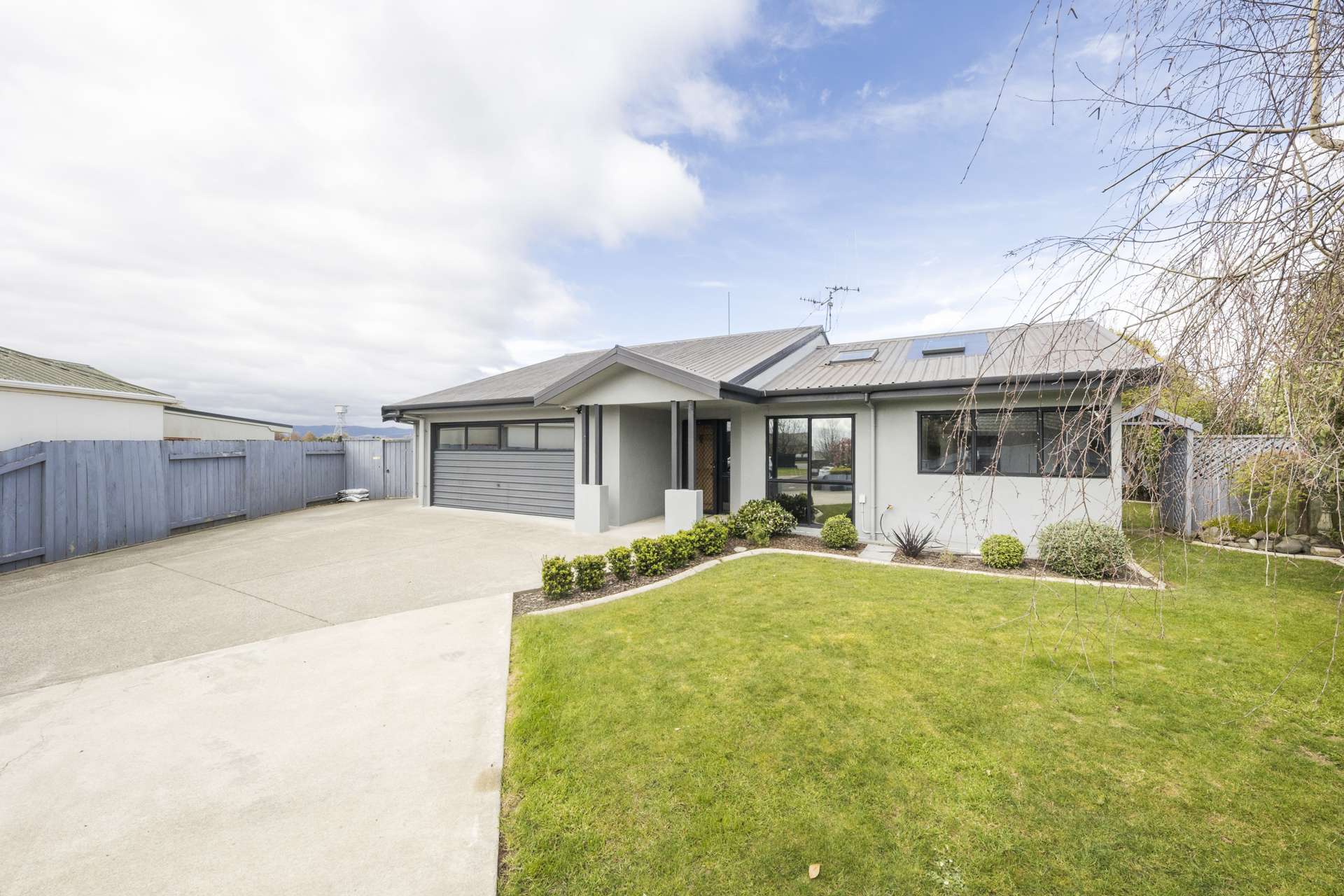 33 Strachan Way Highbury_0