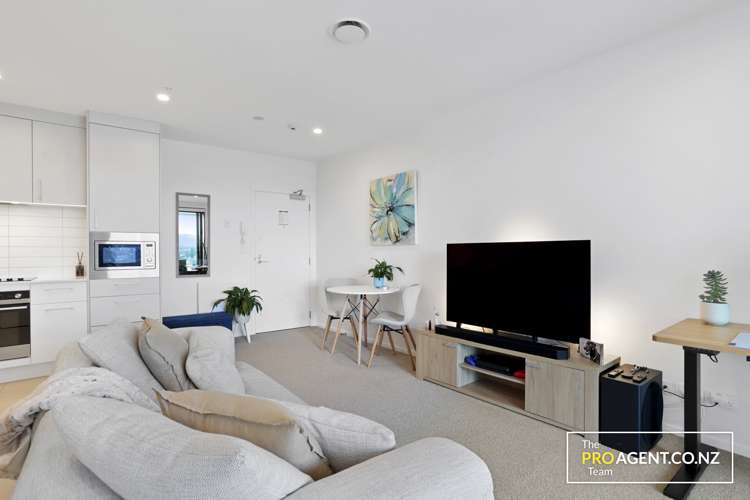 709/6 Waikumete Road Glen Eden_6