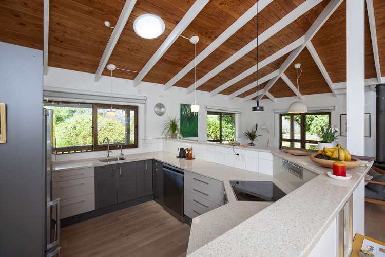 19 Tainui Street Raumati Beach_11