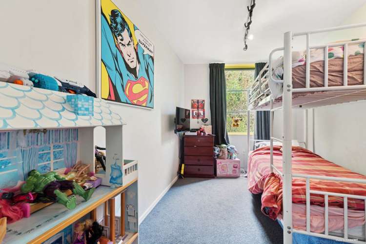 1127 Huia Road Huia_8