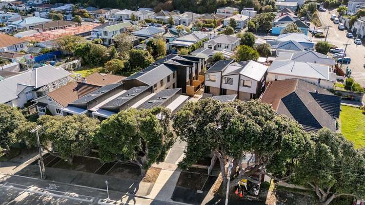 10/152 The Parade Island Bay_5