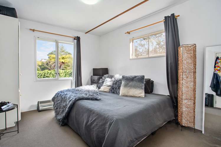 80b Tirimoana Road Te Atatu South_10
