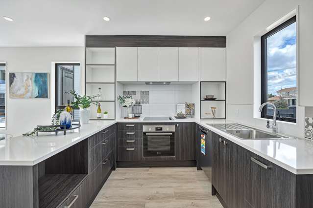 6,7&10/47 Beach Road Te Atatu Peninsula_2