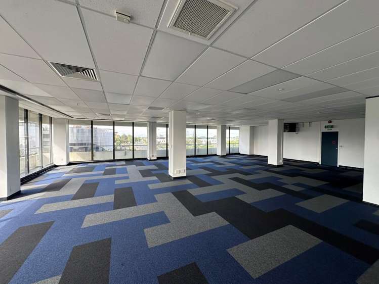 2 Osterley Way, Manukau City Centre_1