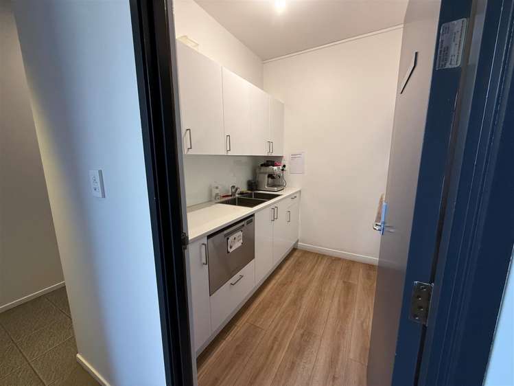 Northern Tenancy. Level 1, 6 Jarden Mile Ngauranga_4