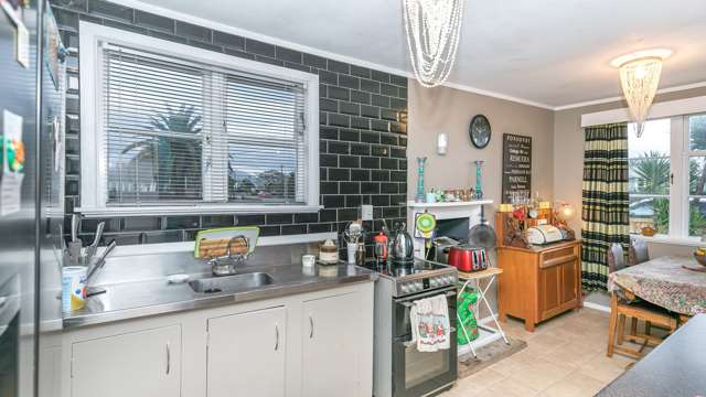 35 Junction Road Paeroa_2