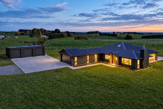 Executive home and three bay shed!