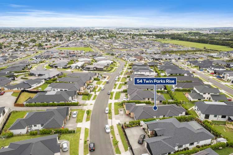 54 Twin Parks Rise Papakura_13