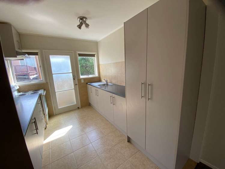 2/1 Botany Road Howick_12