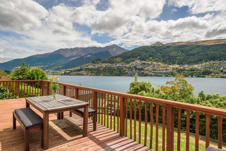 355 Peninsula Road Kelvin Heights_2