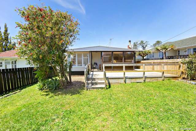13 Bedford Street Te Atatu South_2