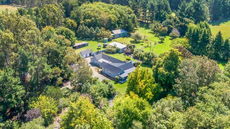 177 Round Hill Road_2