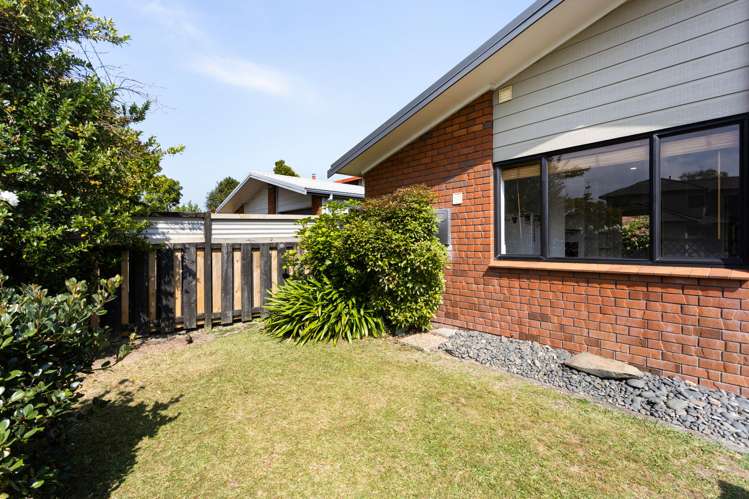 14A Church Road Pukete_11