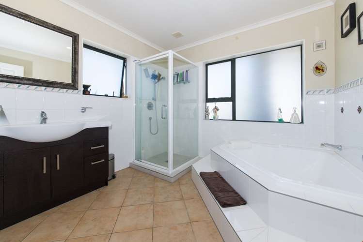 1 San Ambrosio Rise Henderson_18