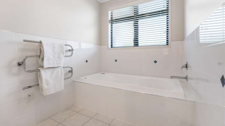 44 Grace James Road Pukekohe_17