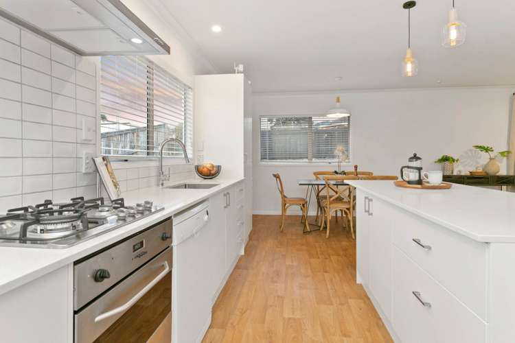 52 Peverill Crescent Papatoetoe_7