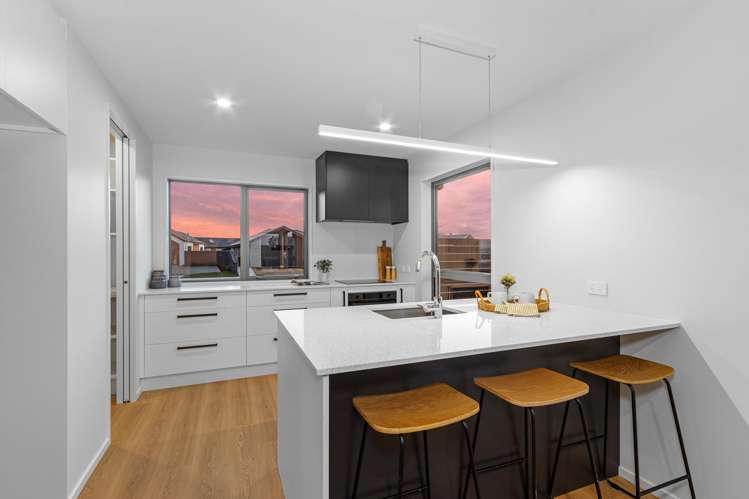 59 Whitehorn Drive_5