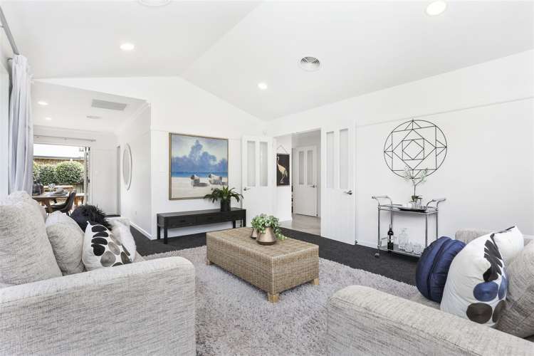 6 Cranmore Avenue Huntington_3