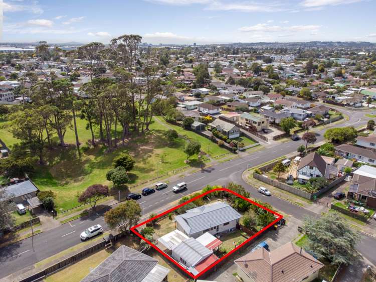 56 Sharland Avenue Manurewa_10