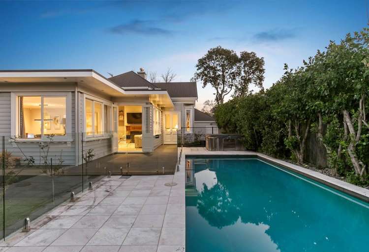 16 Cornwall Park Avenue Epsom_20