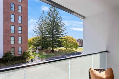 1824 Great North Road_4