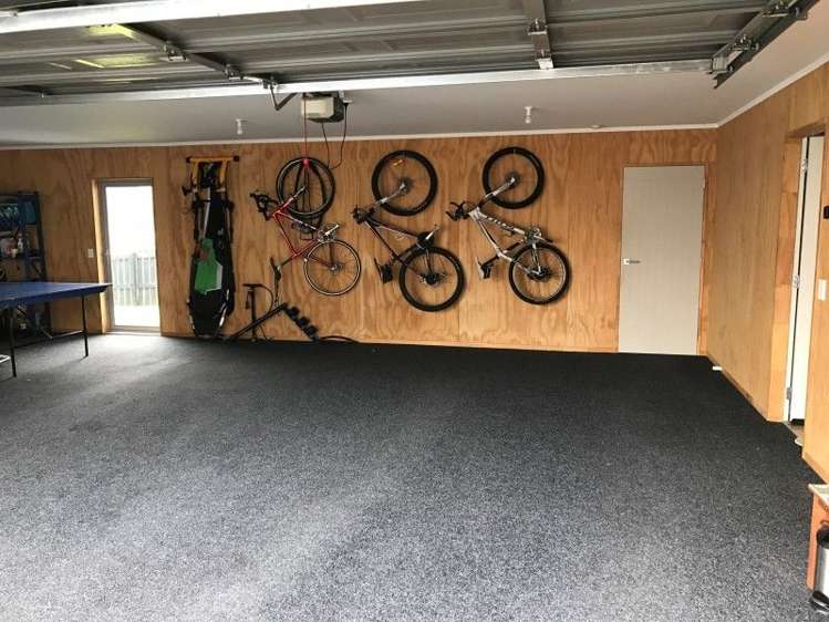 33 Saint Ives Drive Camborne_21