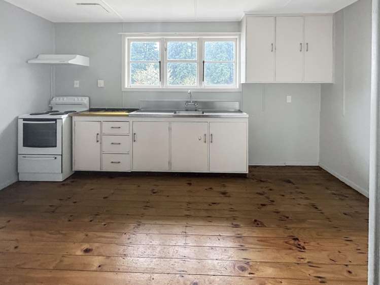 13 Stirling Place 11139_2