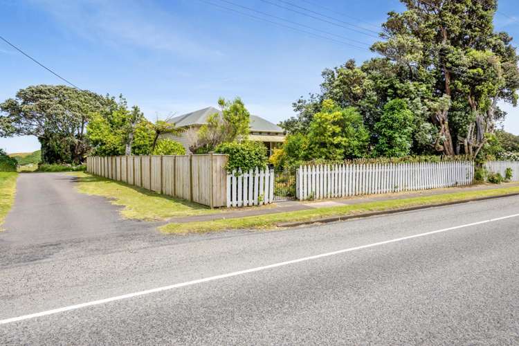 207 Egmont Street Patea_31