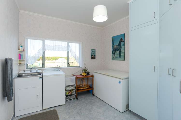 11 Equestrian Lane Bridge Pa_19